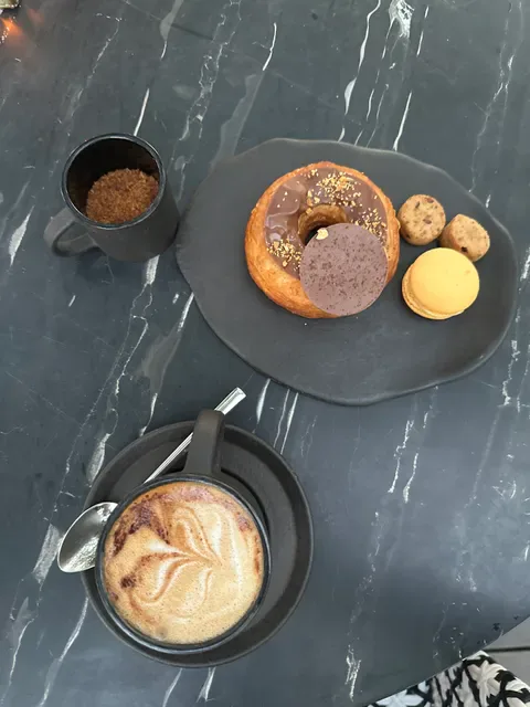 Kanvaz Patisserie by Vincent Nigita