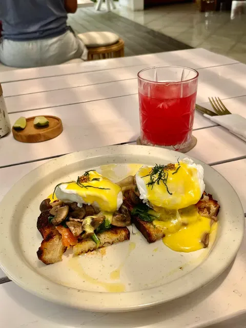 Koast Cafe