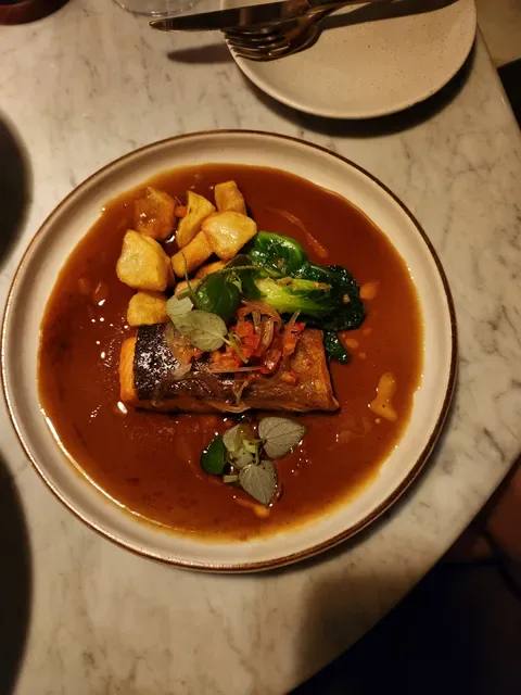KONG | Contemporary Bistro