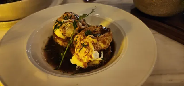 LÉON Brasserie