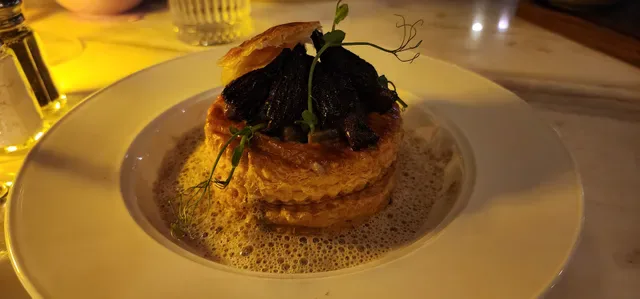 LÉON Brasserie