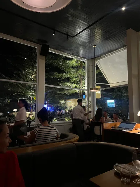Lulu Bistrot French Restaurant Cocktail Bar Canggu