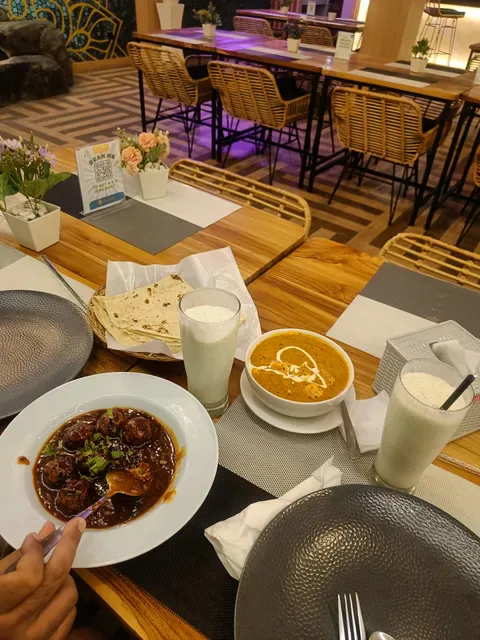 Mokshu's Jain Indian Cuisine Canggu