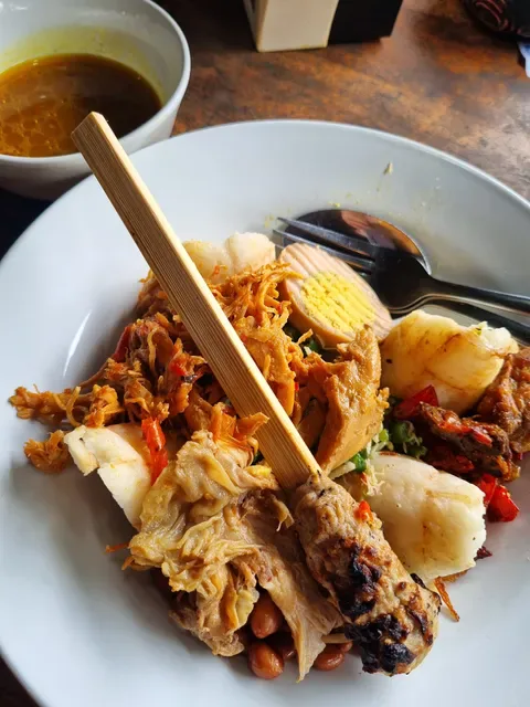 Nasi Ayam Kedewatan Ibu Mangku - Petitenget Seminyak