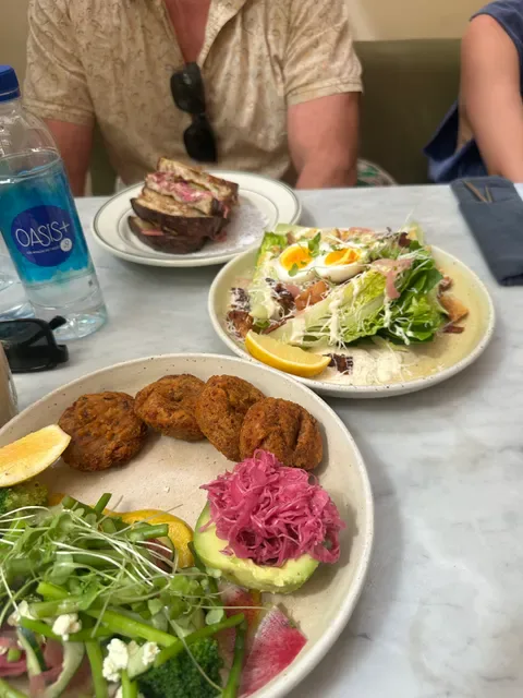 Neighbourhood Food
