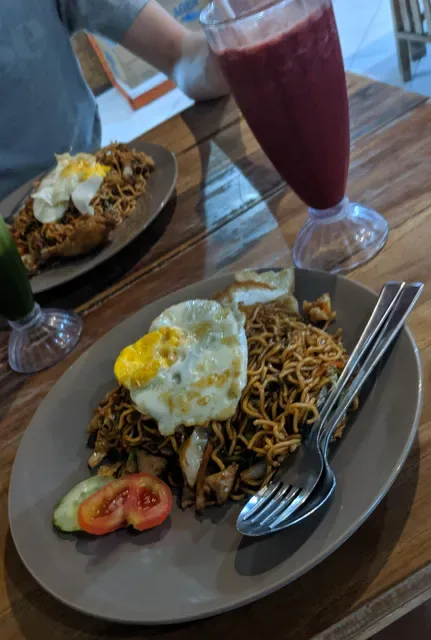 NELAYAN cafe & eatery