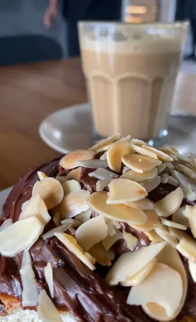 NOURISH CAFE