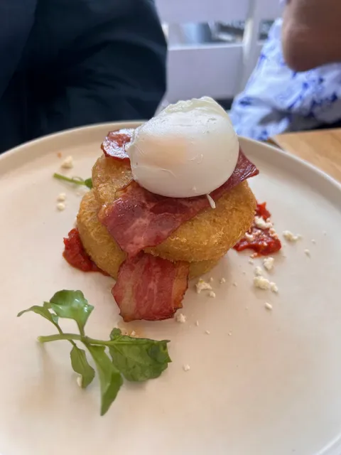 nüde cafe Berawa
