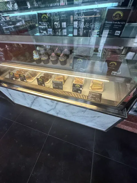 Oka's Bakery & Cafe | Gluten Free Birthday Cake & Bread Canggu