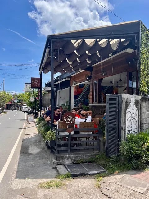 Rise & Shine Cafe Canggu