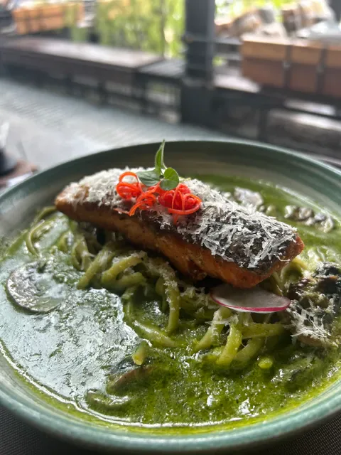 Shirley Cafe Bali