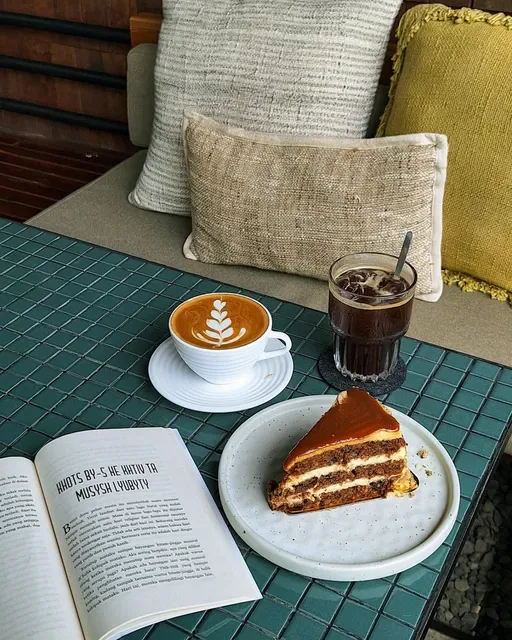 Shirley Cafe Bali