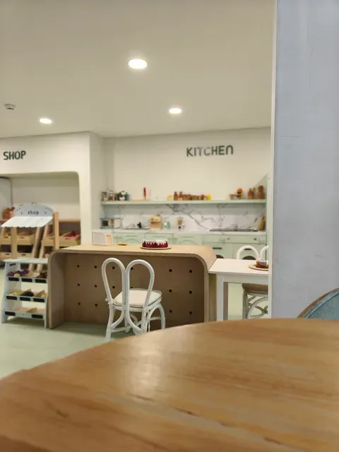 Tiny Healthy Family Cafe 0+