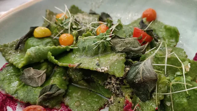 Tiny Healthy Family Cafe 0+