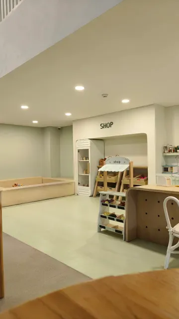 Tiny Healthy Family Cafe 0+