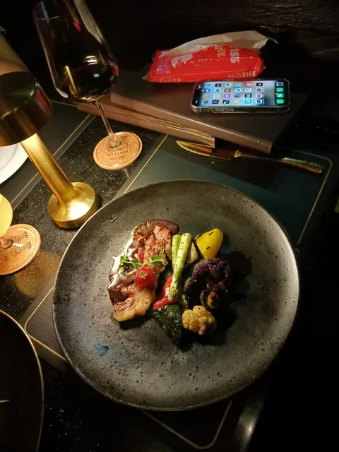 Ultimo Restaurant