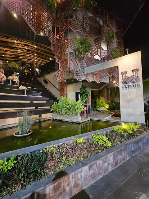 Ultimo Restaurant
