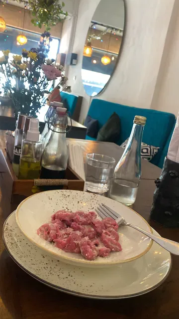 Via Emilia Bali