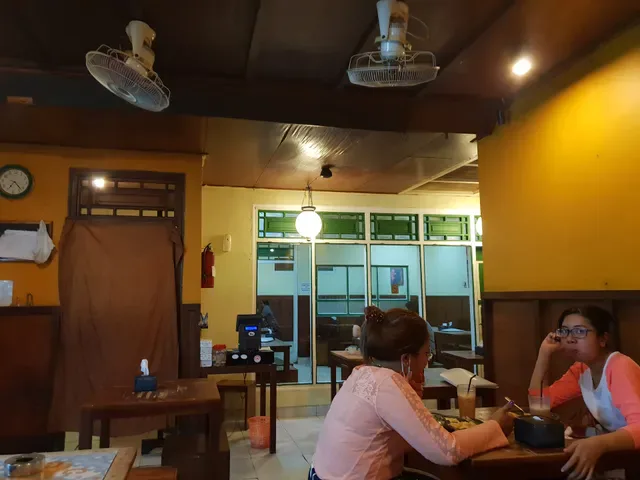Warung Bunana