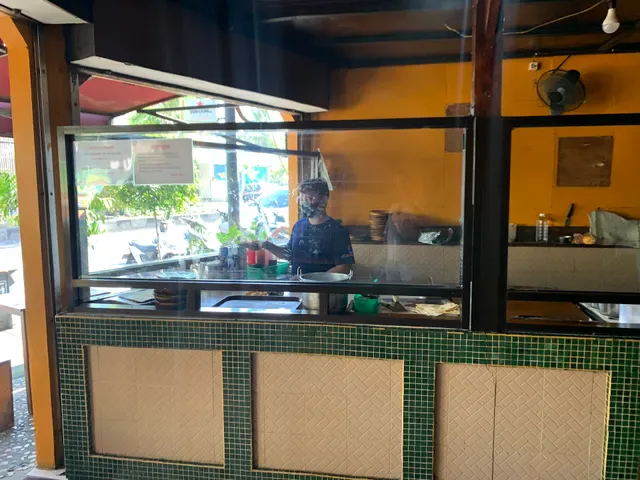 Warung Bunana