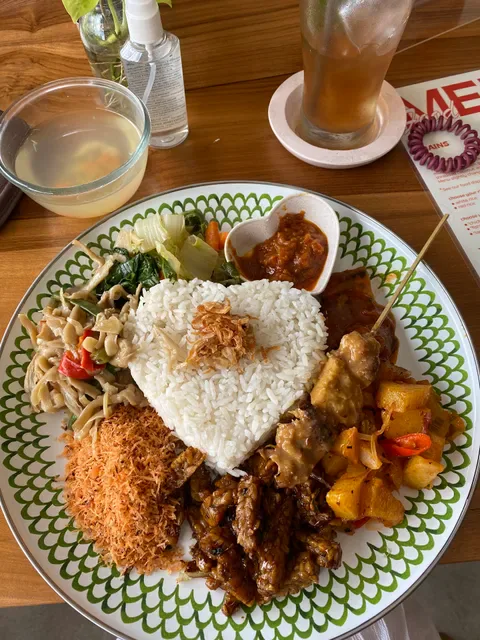 Warung Dua Hati (Vegan)