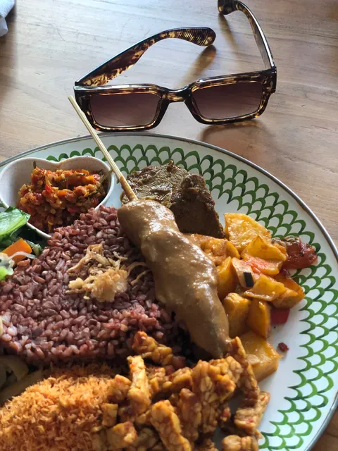Warung Dua Hati (Vegan)