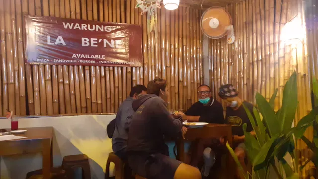 WARUNG LA BE'NE