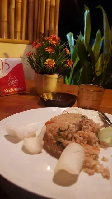 WARUNG LA BE'NE