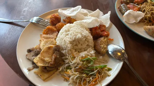 Warung Local
