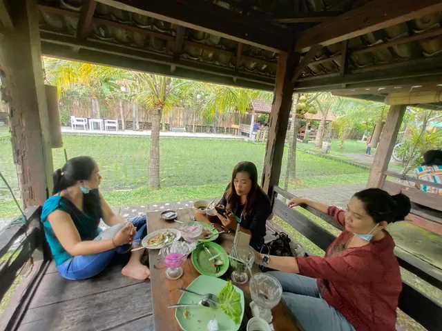 Warung Mogan