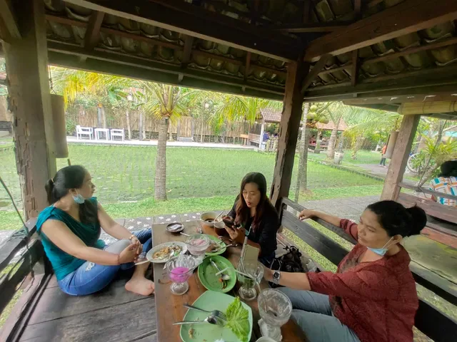 Warung Mogan
