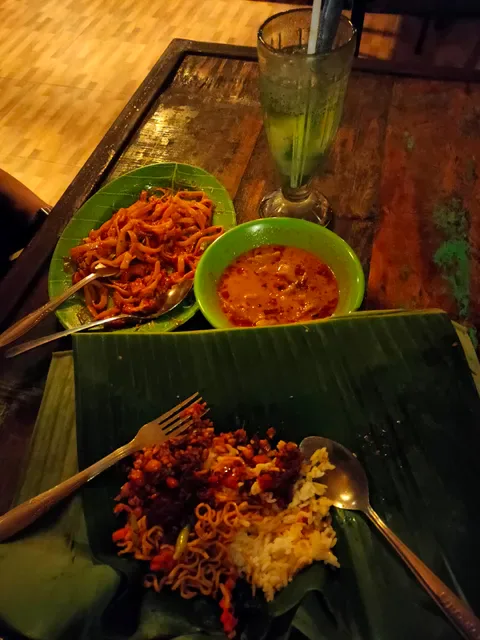 Warung Mogan