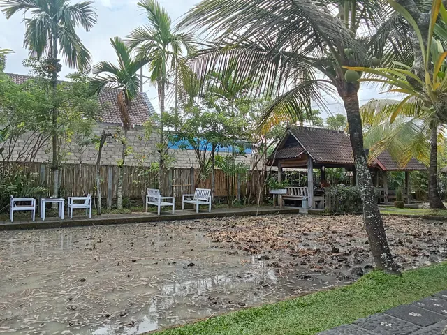 Warung Mogan
