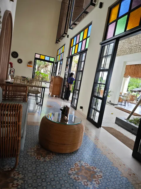 De Maison Bali Restaurant & Bar
