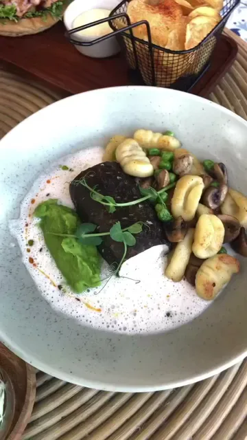 De Maison Bali Restaurant & Bar