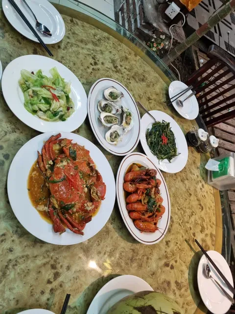 7 Seafood Restaurant