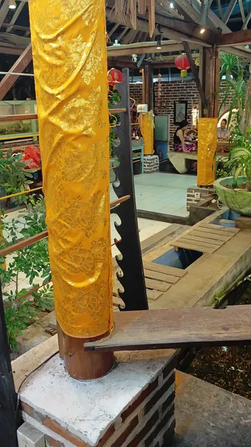 7 Seafood Restaurant
