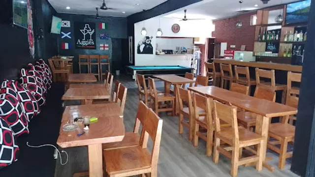Aggie's Bar & Restaurant
