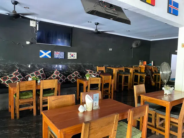 Aggie's Bar & Restaurant