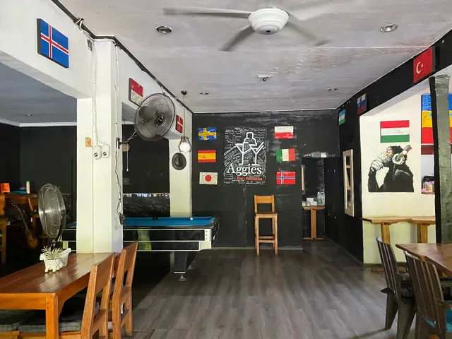 Aggie's Bar & Restaurant