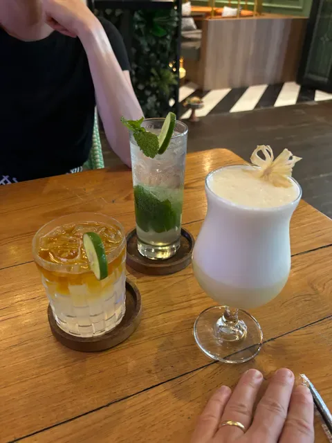Aviary Bistro, Seminyak Square