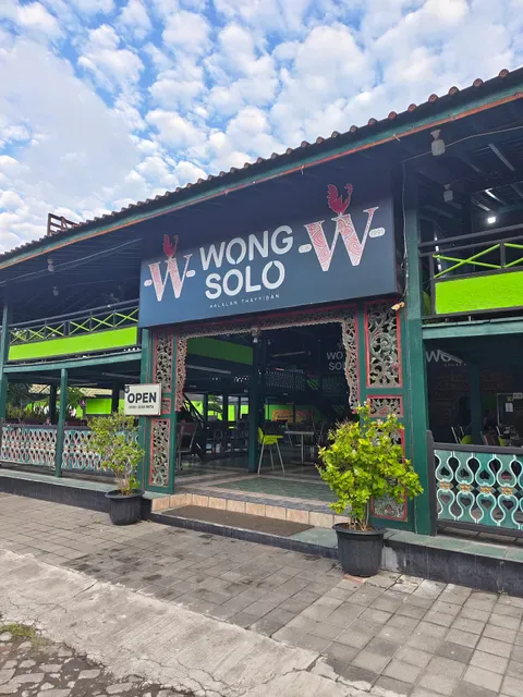 Ayam Bakar Wong Solo Kuta