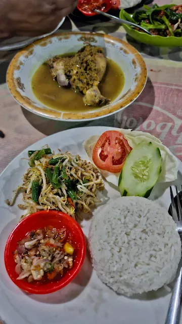 Ayam Betutu Pak Man Kuta