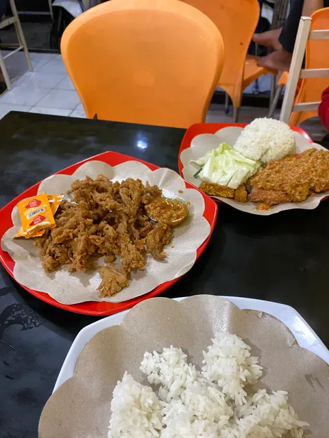 Ayam Gebuk Mak Ayam