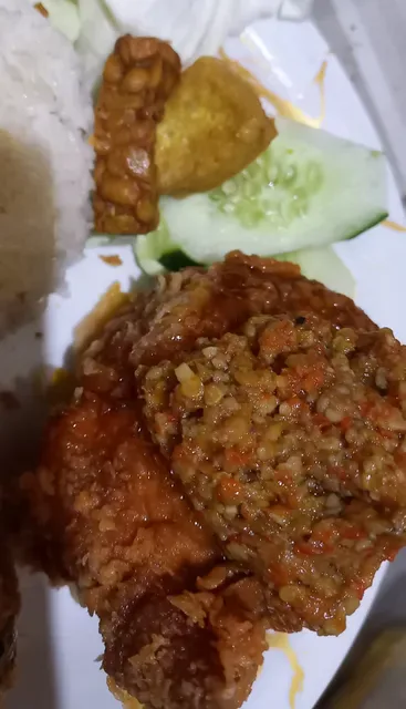 Ayam Gebuk Mak Ayam
