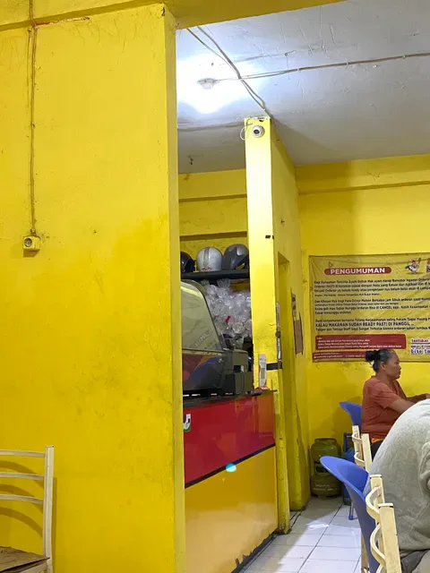 Ayam Gebuk Mak Ayam