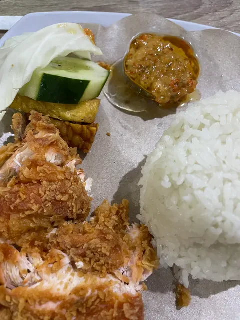 Ayam Gebuk Mak Ayam
