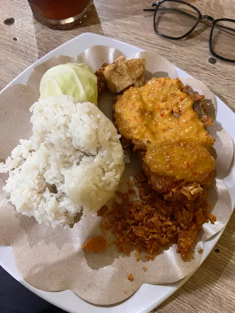Ayam Gebuk Mak Ayam