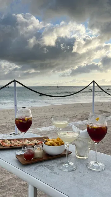 Azure beach club & restaurant Jimbaran