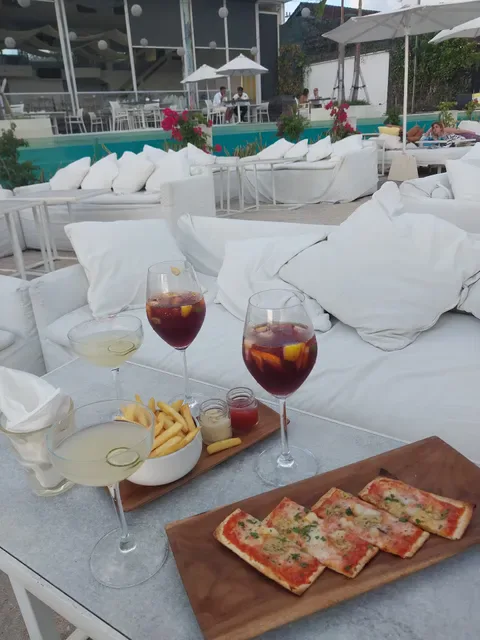 Azure beach club & restaurant Jimbaran